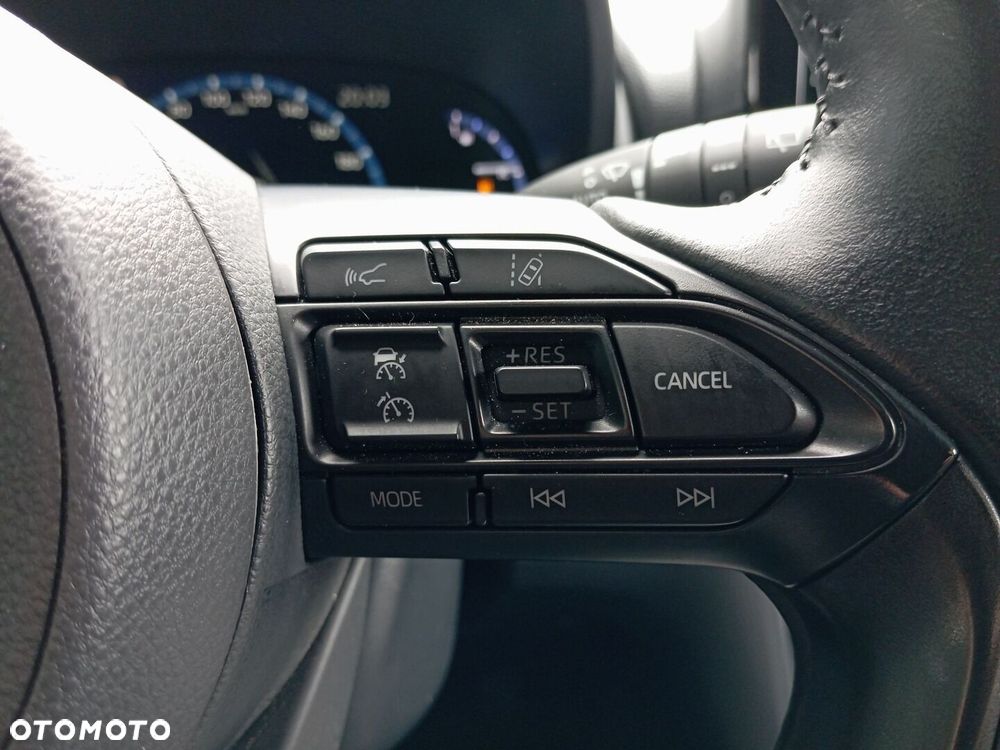 Toyota Yaris Cross Hybrid 1.5 Adventure - 17