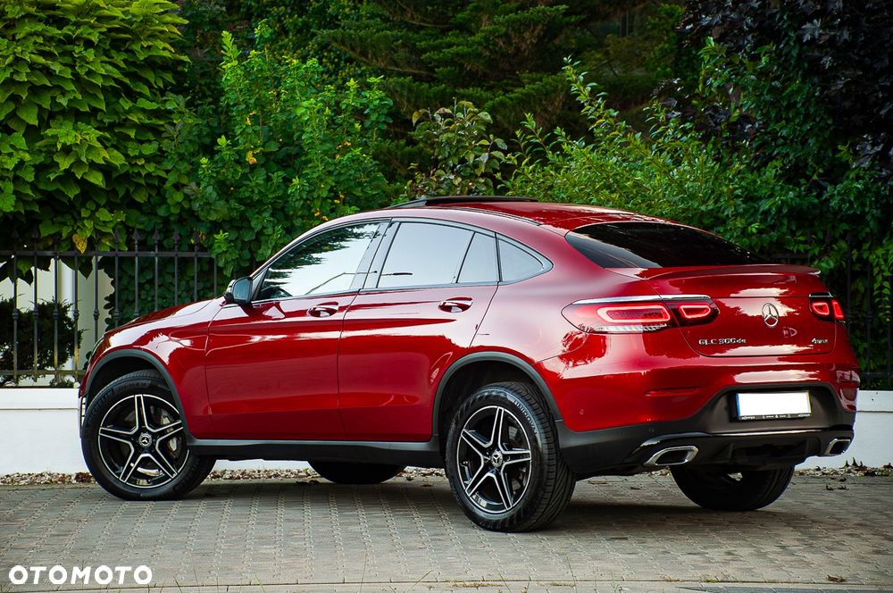 Mercedes-Benz GLC 300 de 4Matic 9G-TRONIC AMG Line Plus - 12
