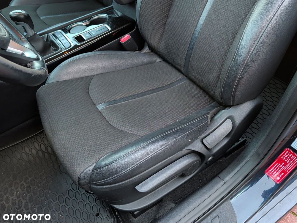 Kia Optima 1.7 CRDI L - 13
