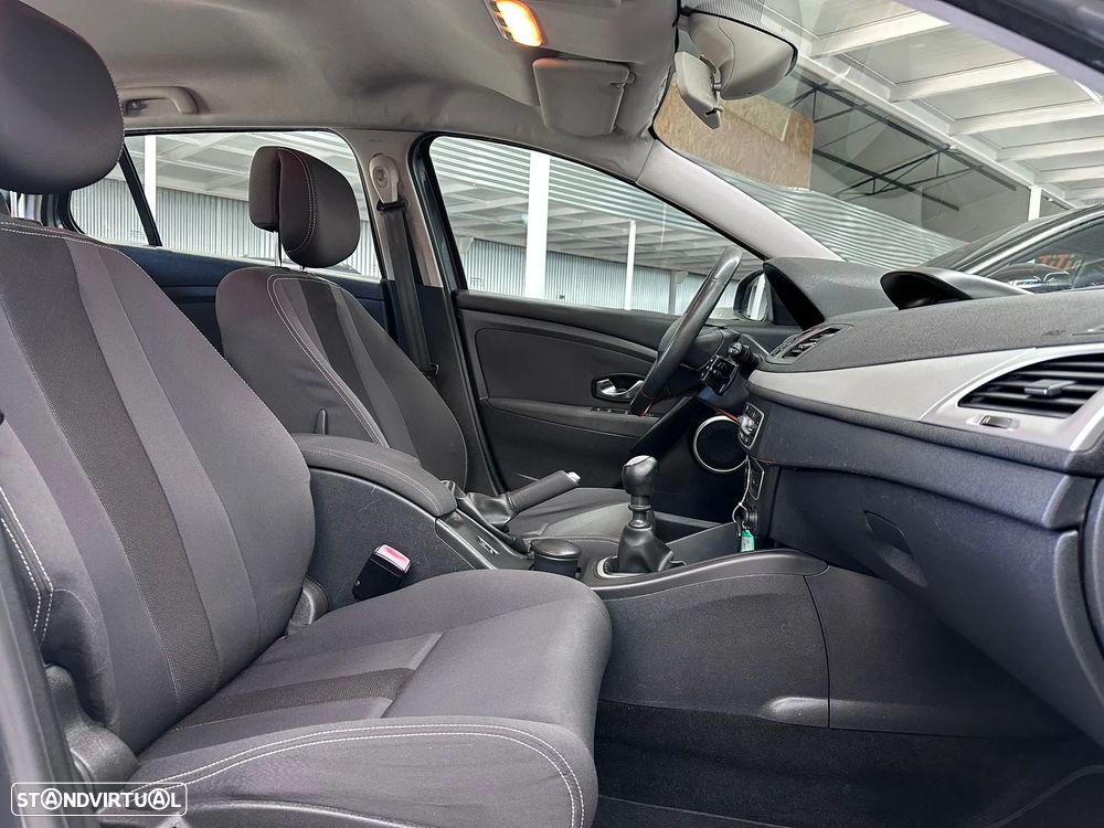 Renault Mégane Sport Tourer 1.5 dCi Dynamique S - 14