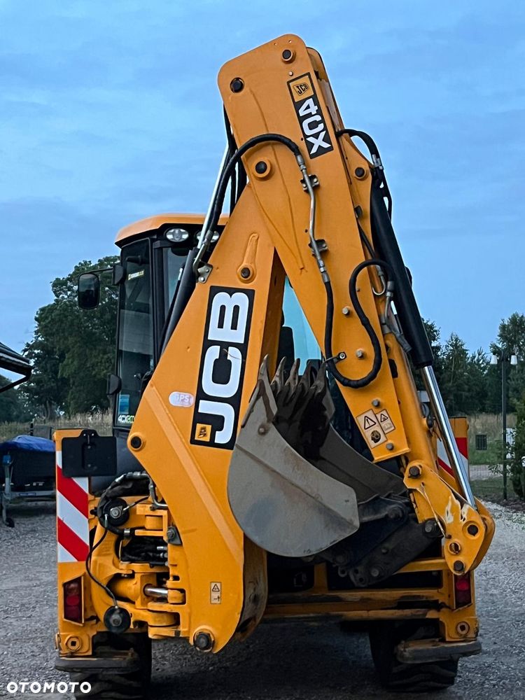 JCB 4CX - 15