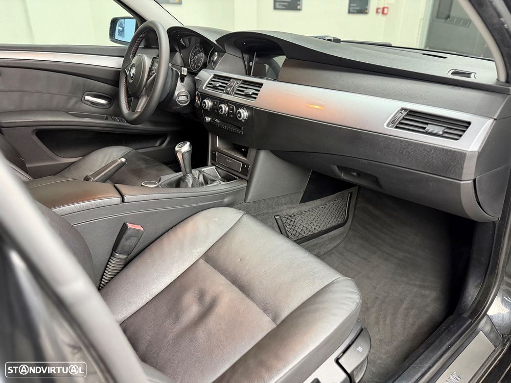 BMW 520 d Touring - 24