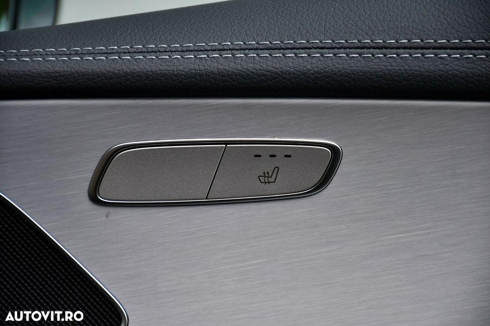 Mercedes-Benz CLS 300 d 4Matic 9G-TRONIC AMG Line - 24