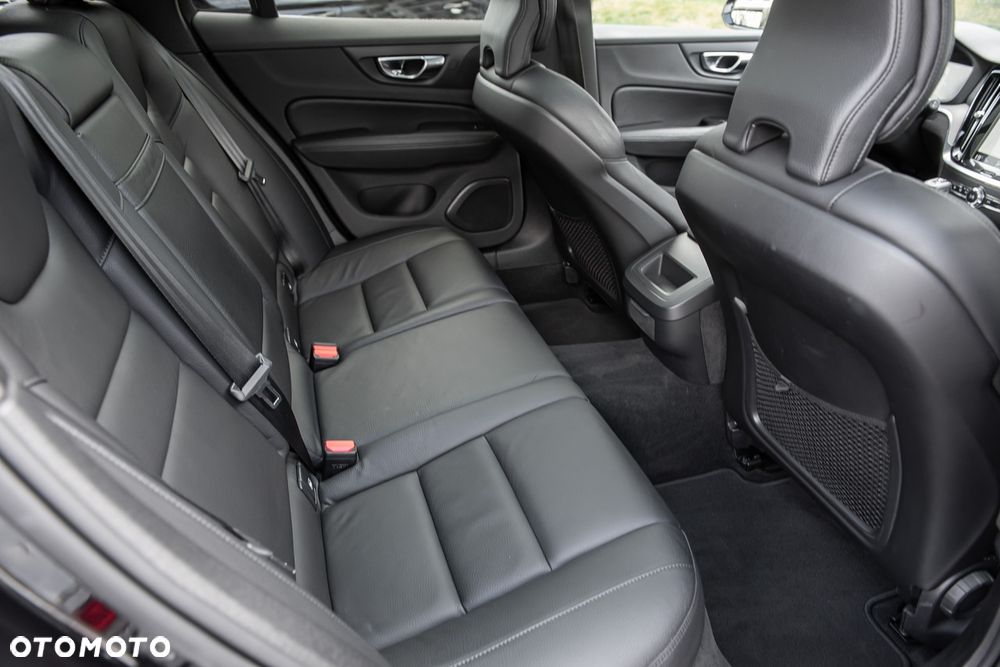 Volvo V60 D4 Geartronic Inscription - 34