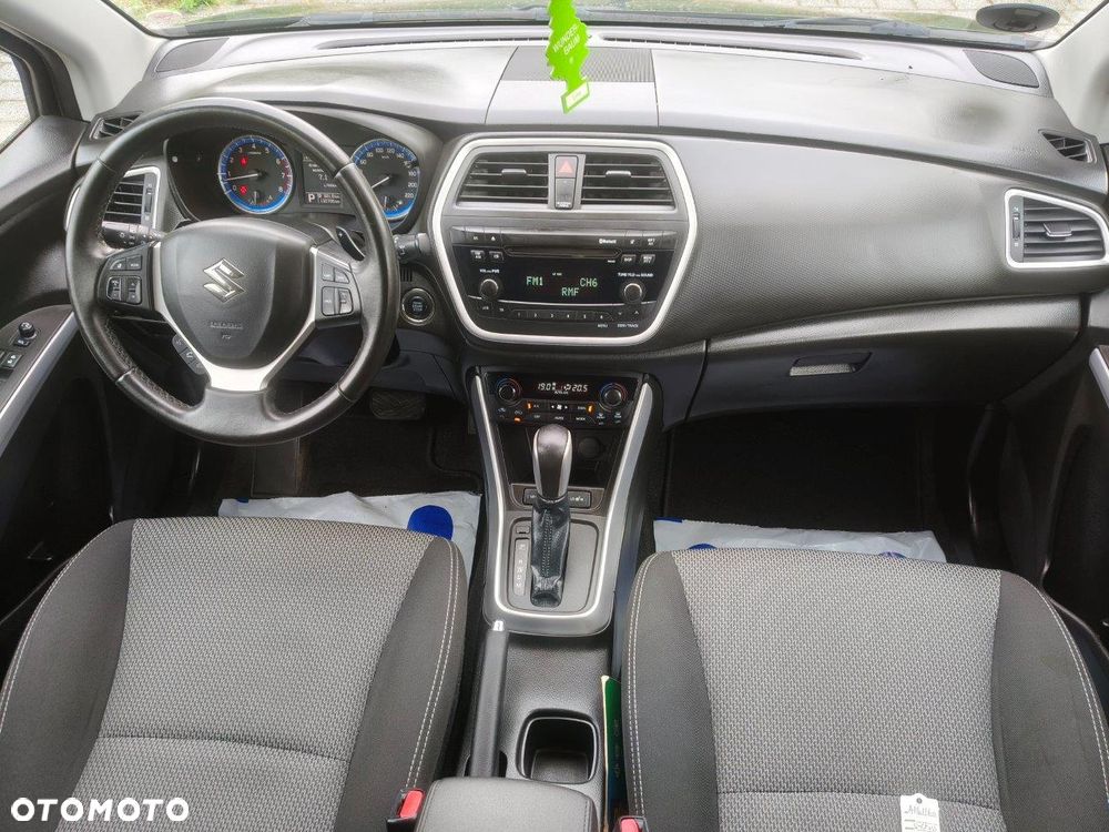 Suzuki SX4 S-Cross 1.6 VVT CVT 4x2 limited - 22