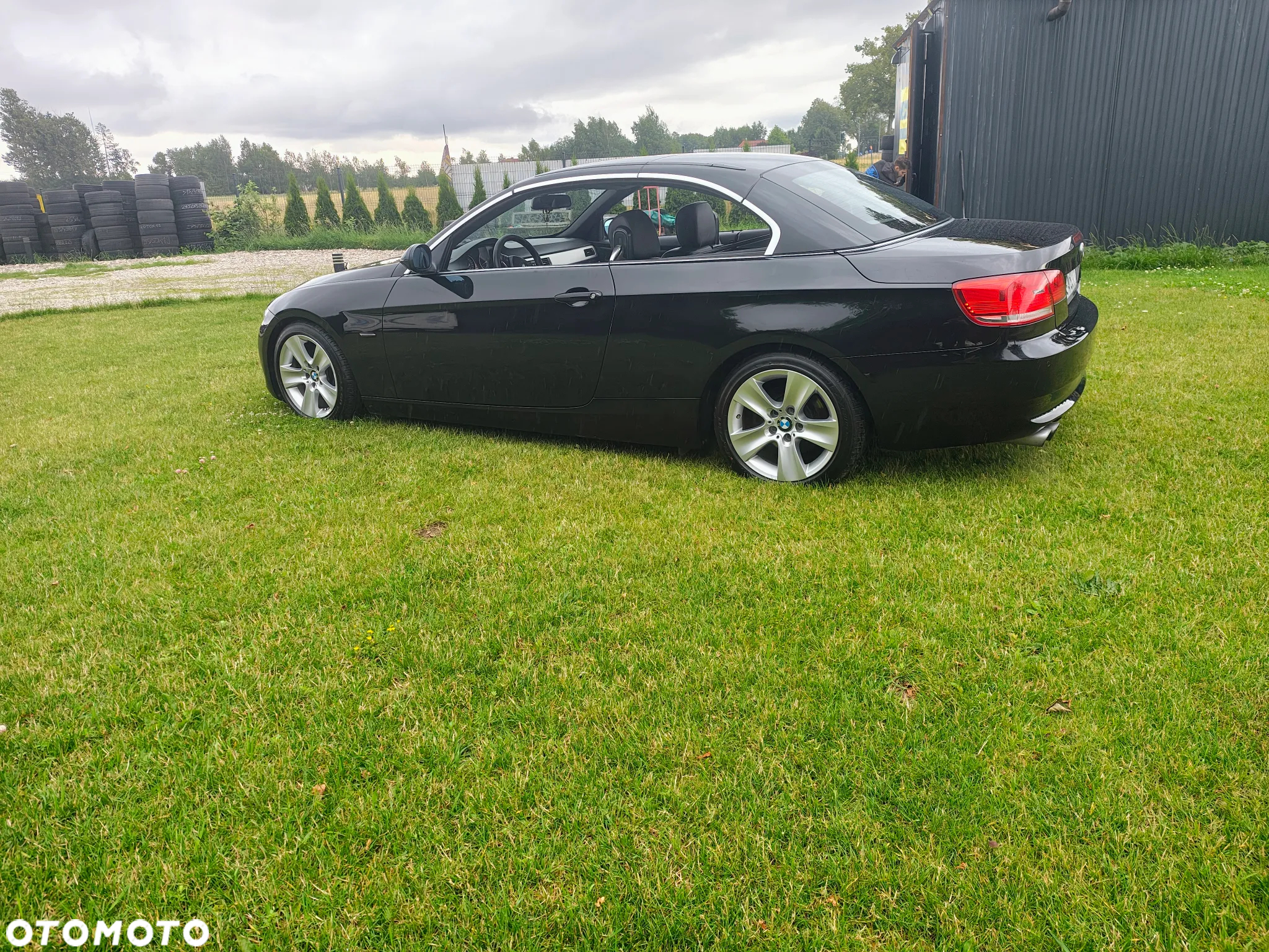 BMW Seria 3 325i - 4