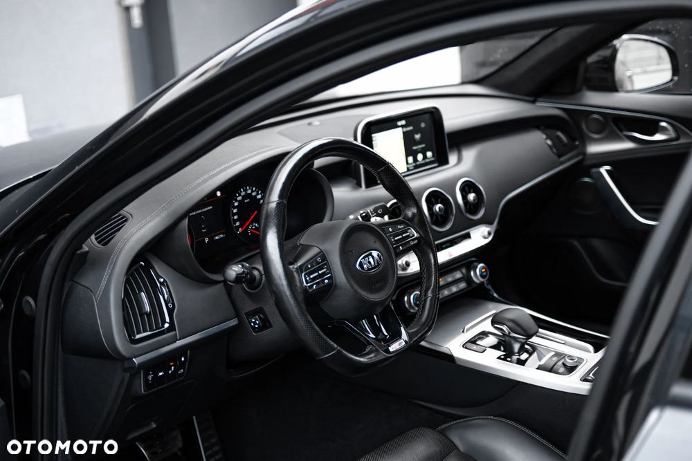 Kia Stinger 2.0 T-GDI GT Line - 9