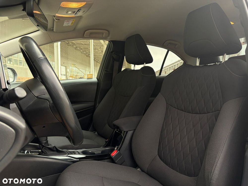 Toyota Corolla 1.8 Hybrid Comfort - 23