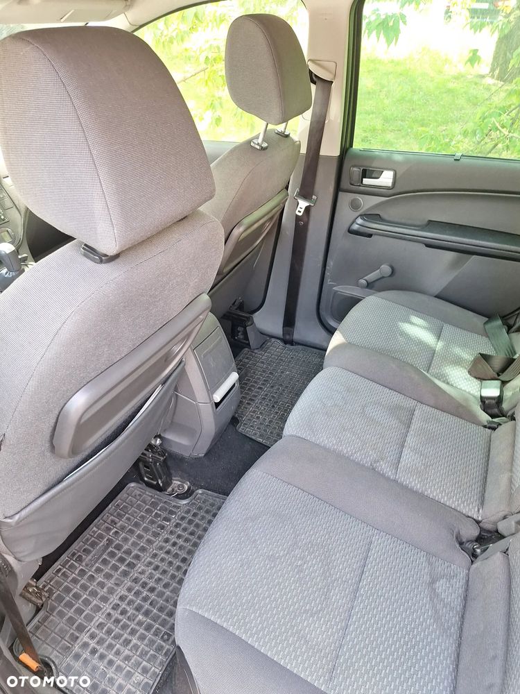 Ford Focus C-Max - 32