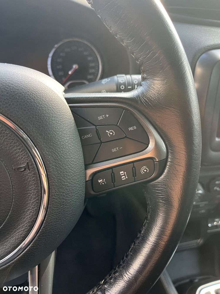 Jeep Renegade 1.3 GSE T4 Turbo Limited FWD S&S - 11