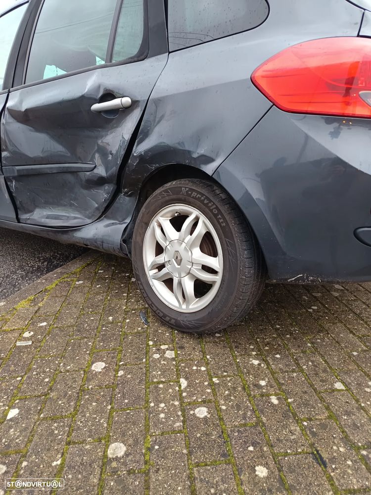 Renault Clio Break 1.2 TCE Dynamique S - 32