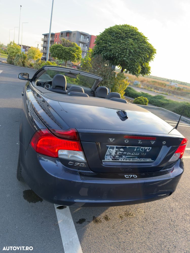 Volvo C70 D3 Momentum - 3