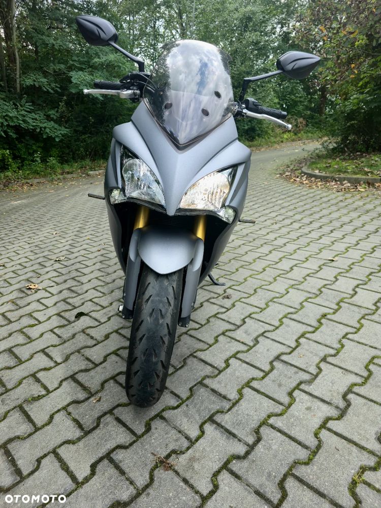 Suzuki GSX 1000 - 8