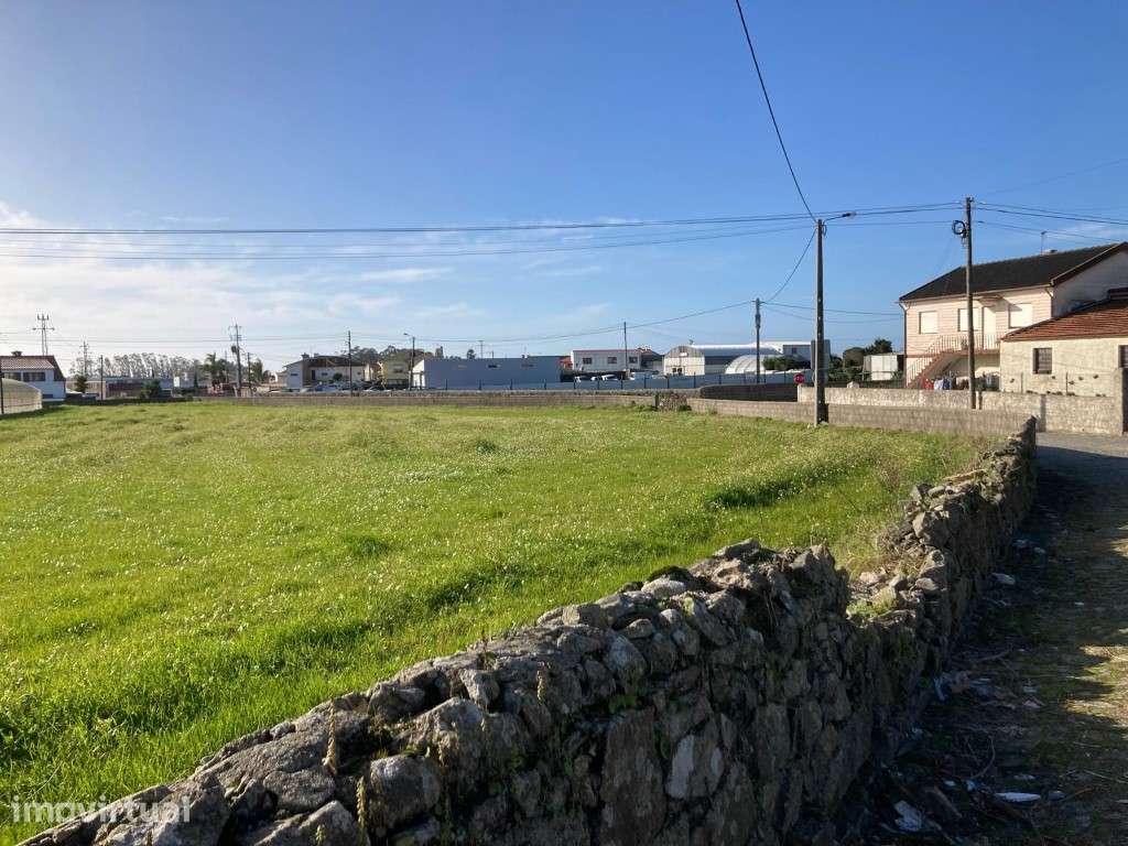 Terreno Urbano c/ 4000m2, 175m2 de Frente | Terroso, Póvoa do Varzim - Grande imagem: 3/10