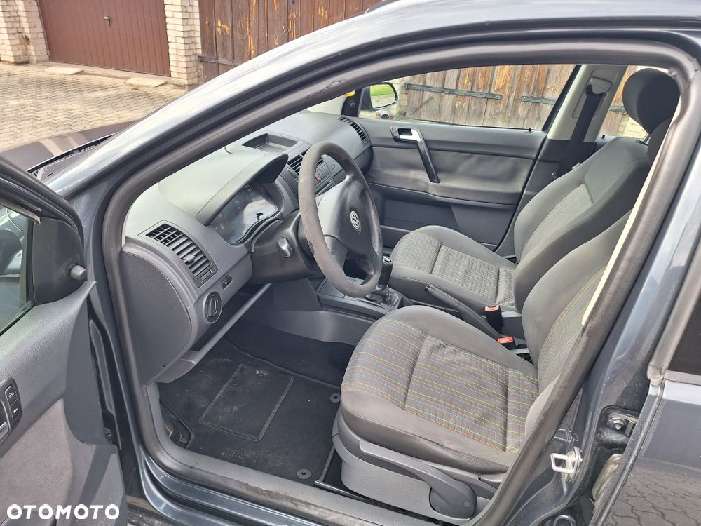 Volkswagen Polo - 5