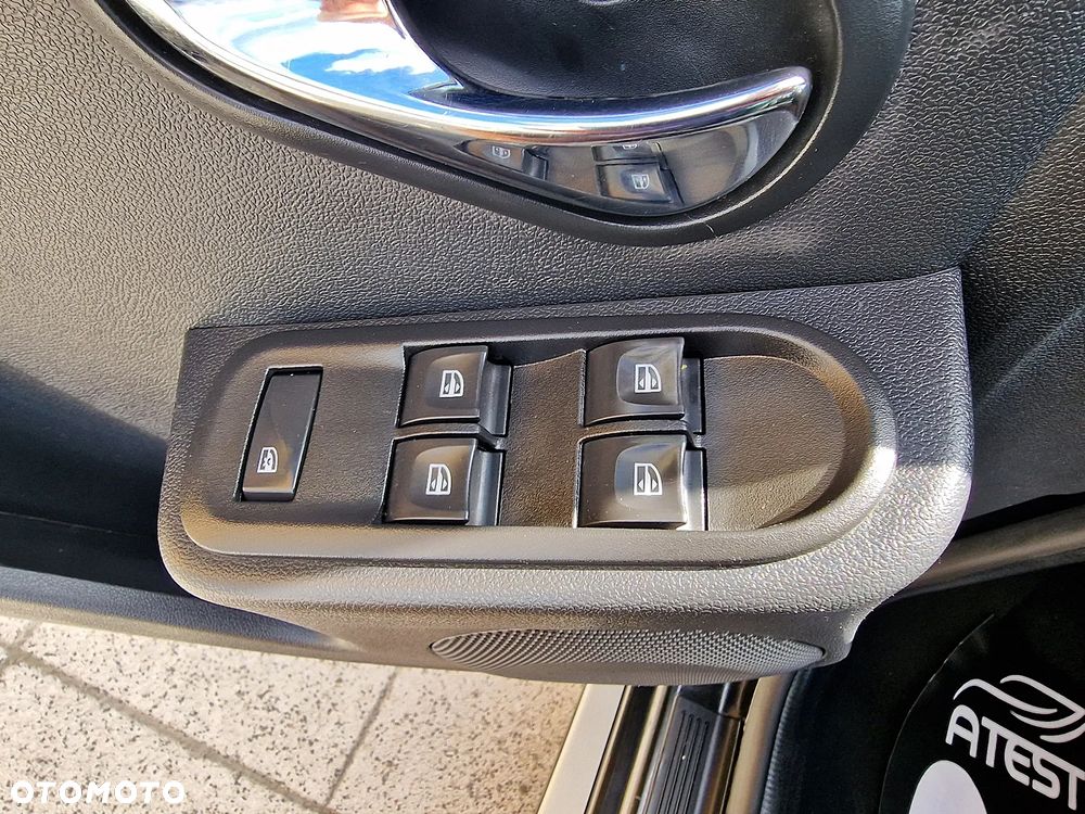Dacia Duster 1.5 dCi Ambiance - 11