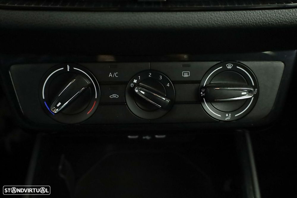 Skoda Fabia 1.0 TSI Selection DSG - 12