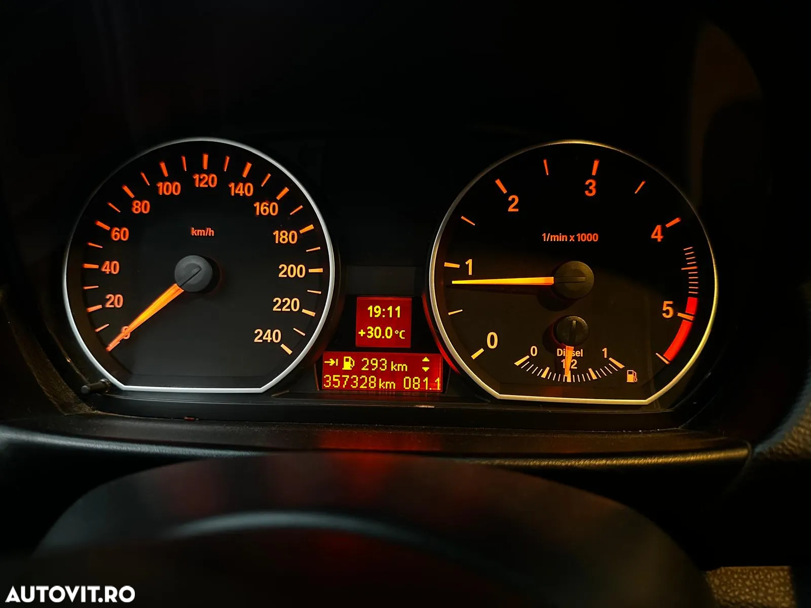 BMW Seria 1 118d - 14