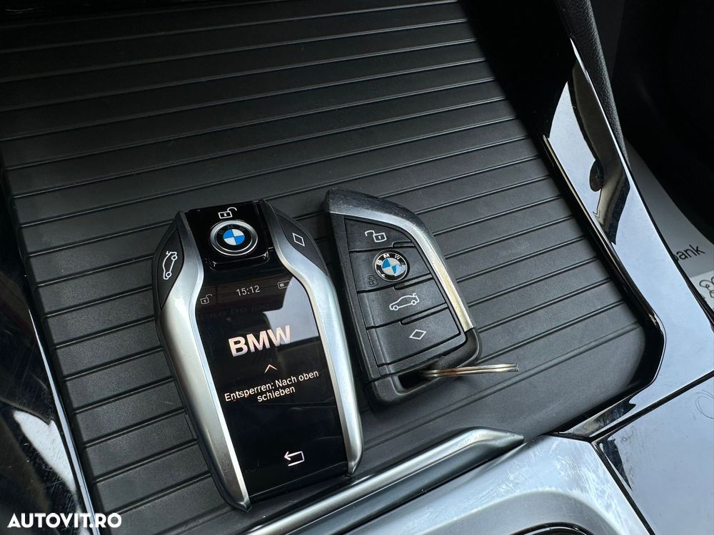 BMW X3 xDrive20d AT xLine - 25