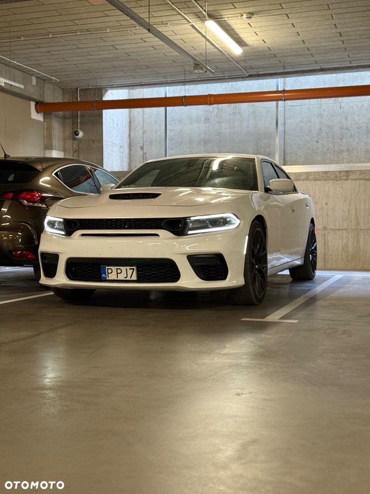 Dodge Charger - 3