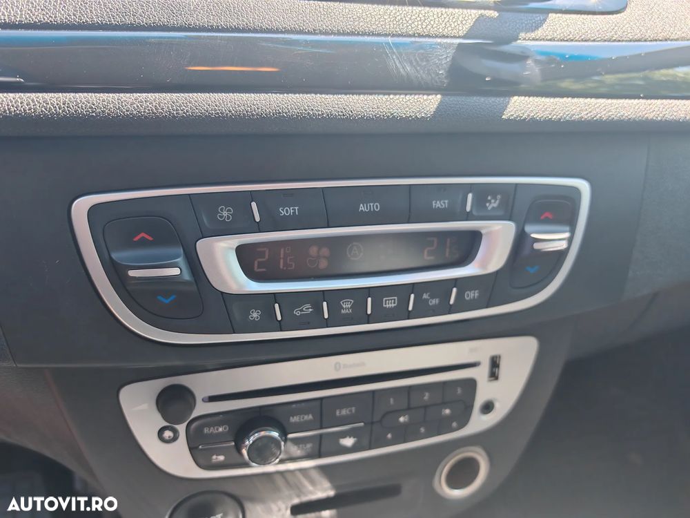 Renault Megane ENERGY dCi 110 Start & Stop Bose Edition - 11
