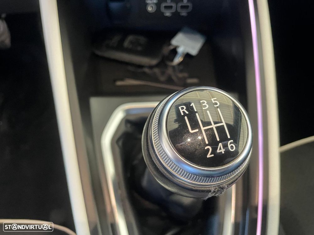 Renault Clio TCe 90 INTENS - 16