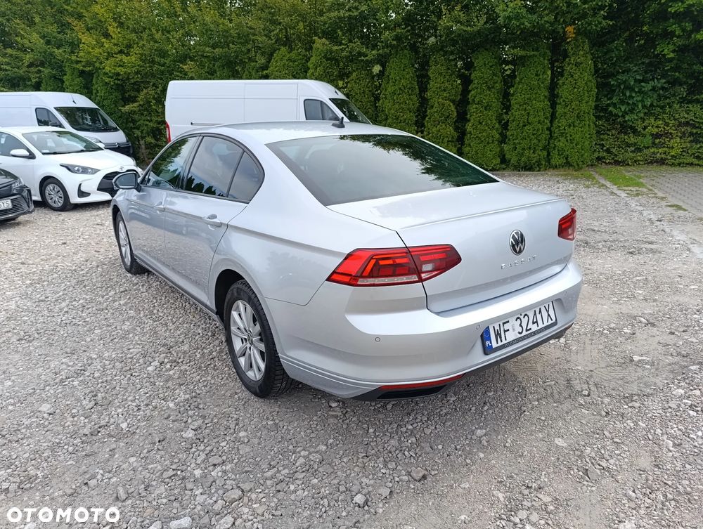 Volkswagen Passat 2.0 TDI EVO Business - 12