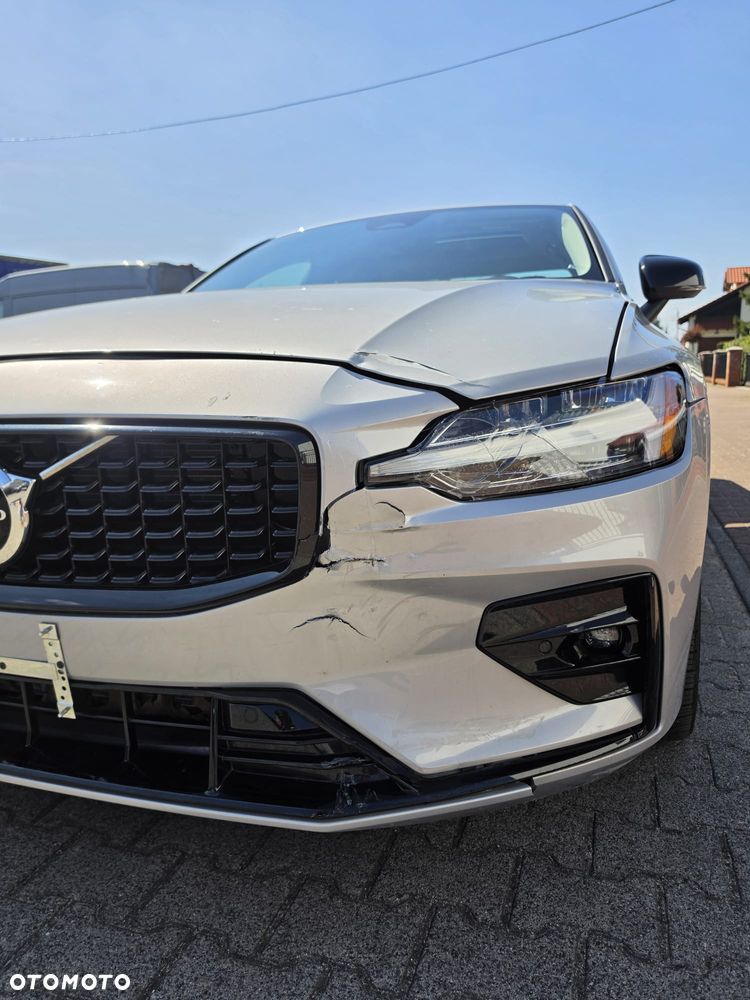 Volvo S60 T5 R-Design First Edition - 7