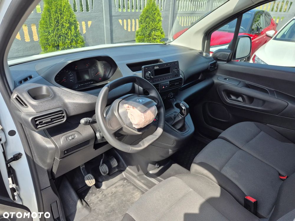 Peugeot Partner - 8