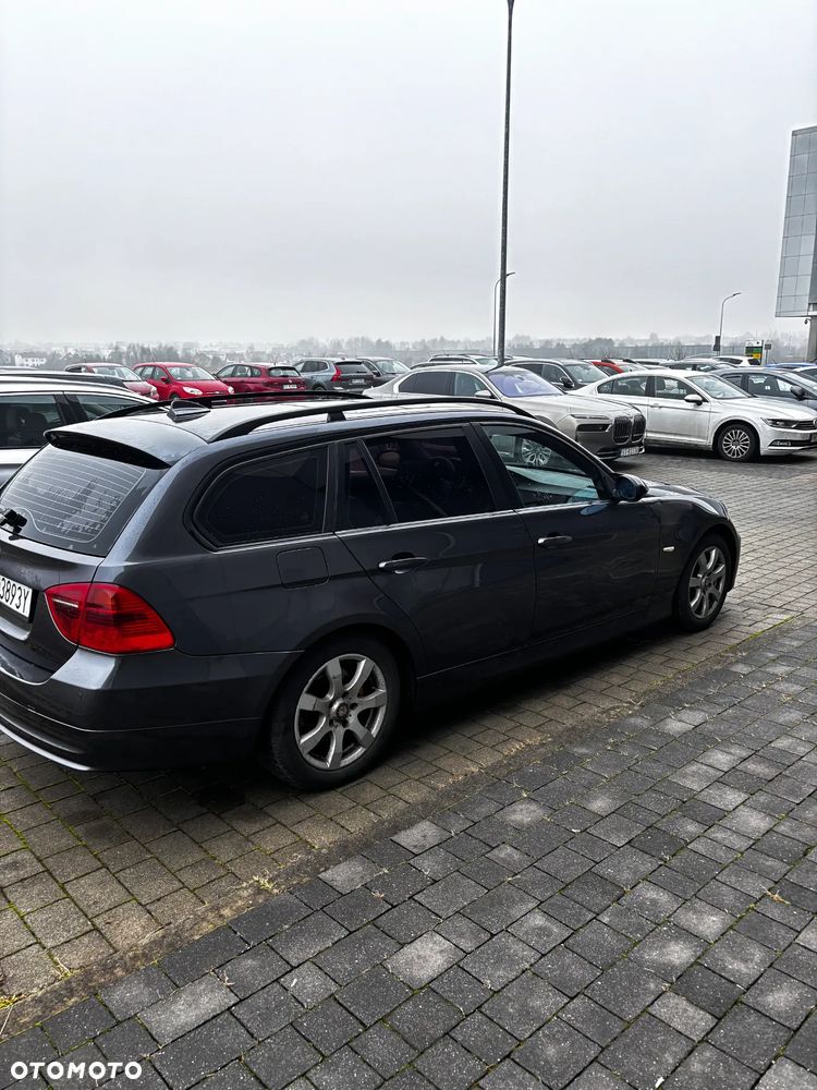 BMW Seria 3 320d DPF - 5