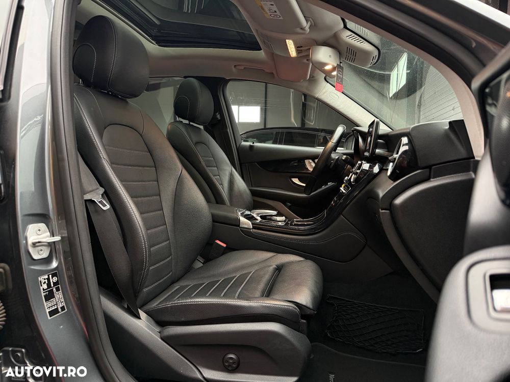 Mercedes-Benz GLC 220 d 4MATIC 9G-TRONIC - 28