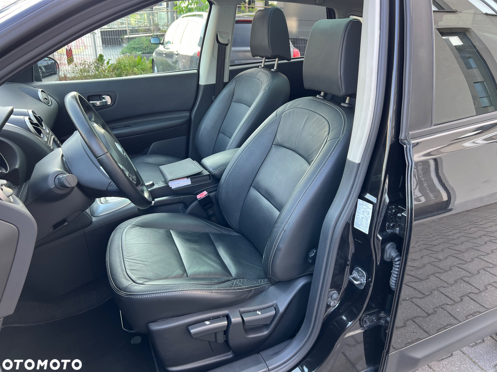 Nissan Qashqai 2.0 4x4 Tekna CVT - 8