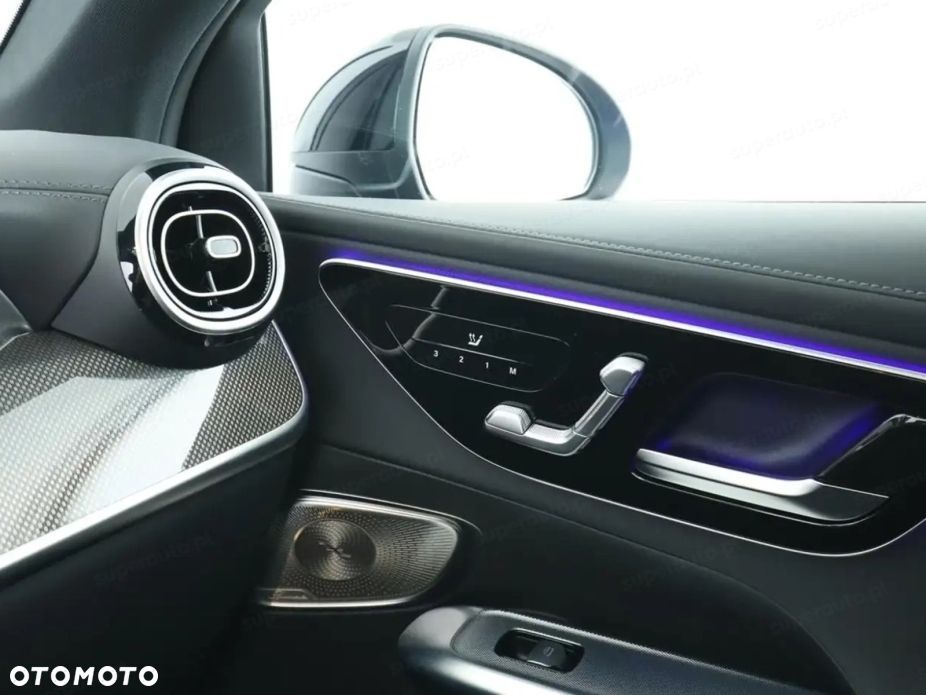 Mercedes-Benz GLC 200 mHEV 4-Matic AMG Line - 12