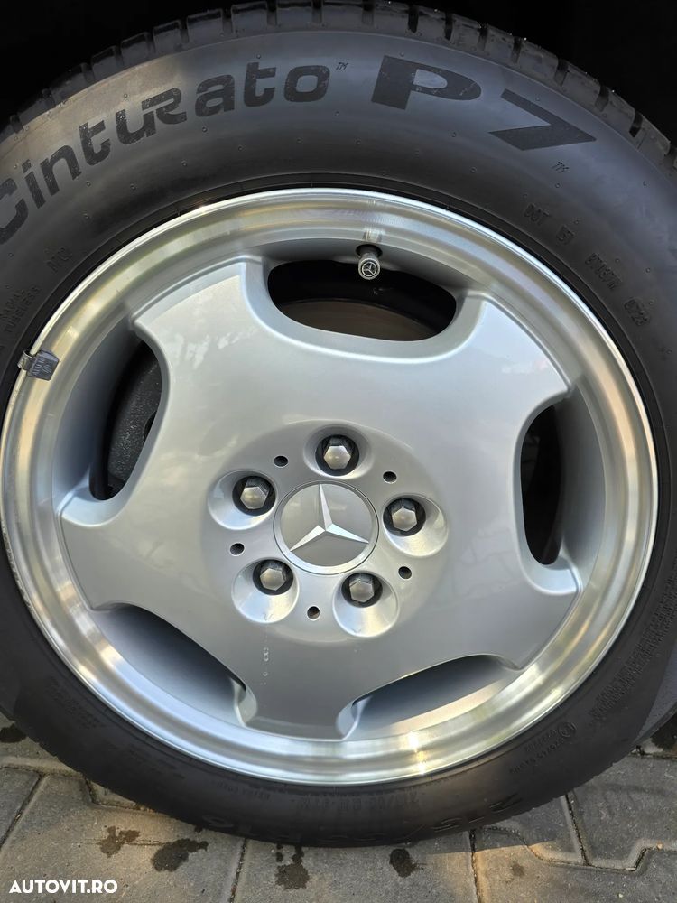 Mercedes-Benz E - 11