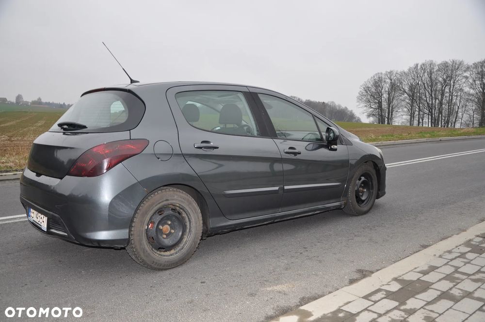Peugeot 308 - 4
