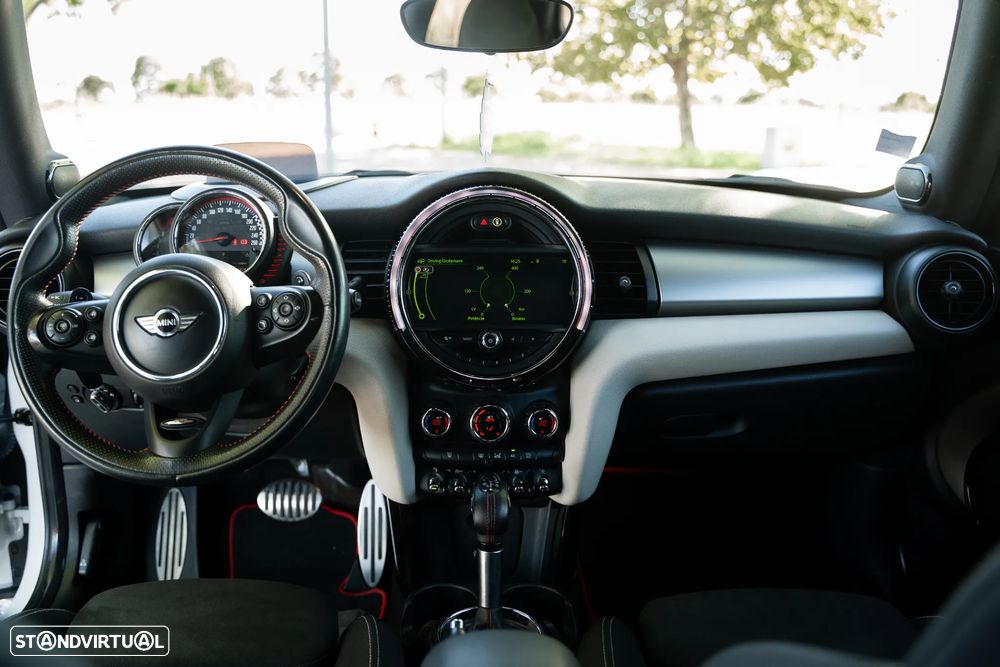 MINI 3 Portas John Cooper Works Auto Desportiva - 36