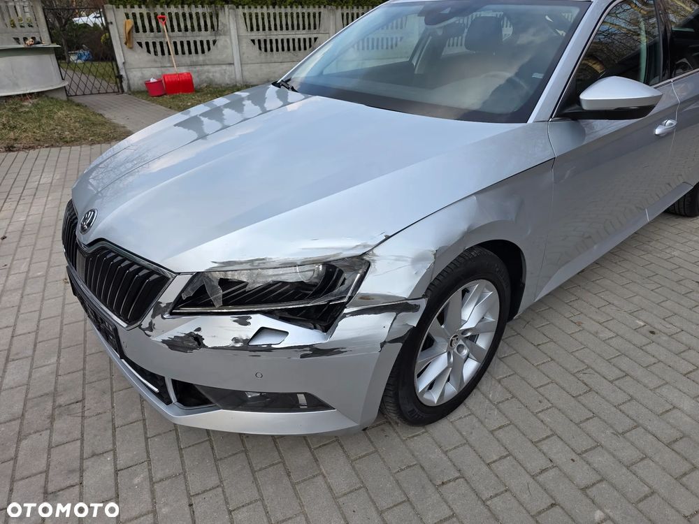 Skoda Superb 1.5 TSI ACT Ambition - 3