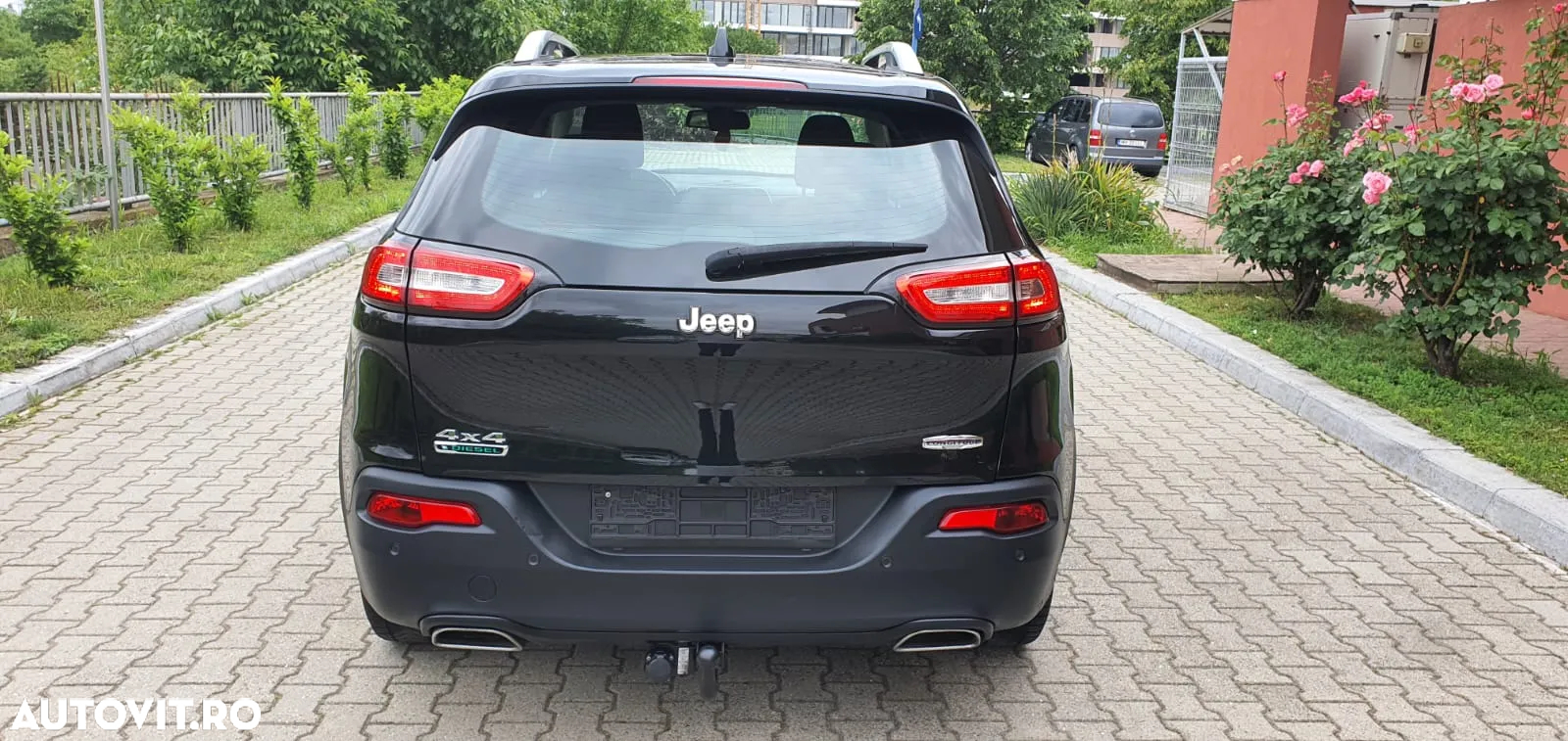 Jeep Cherokee - 17