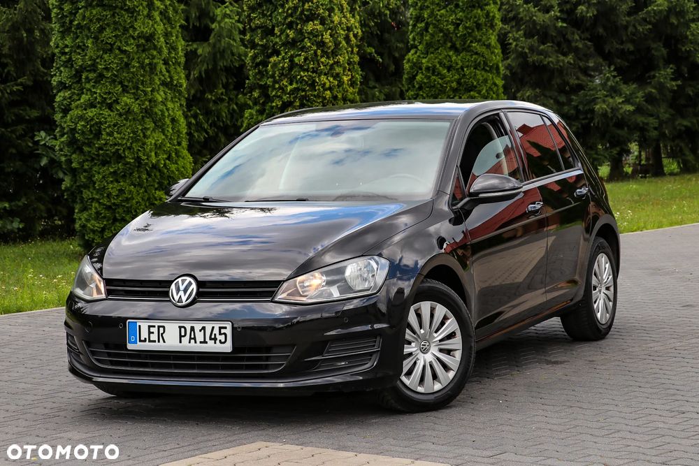 Volkswagen Golf 1.6 TDI DPF Highline - 1