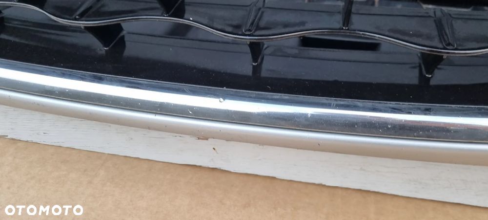 RENAULT LAGUNA III LIFT 2011- Zderzak przód oryginał MC031 - 4