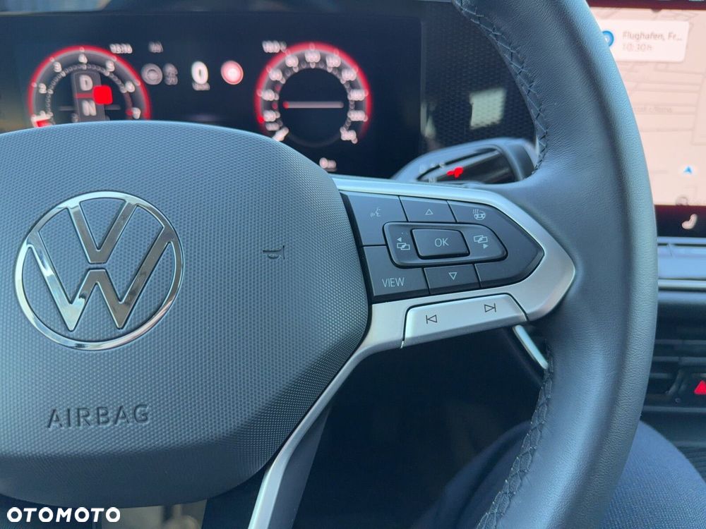 Volkswagen Passat - 17
