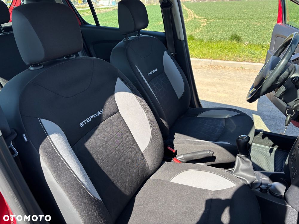 Dacia Sandero Stepway TCe 90 Prestige - 26