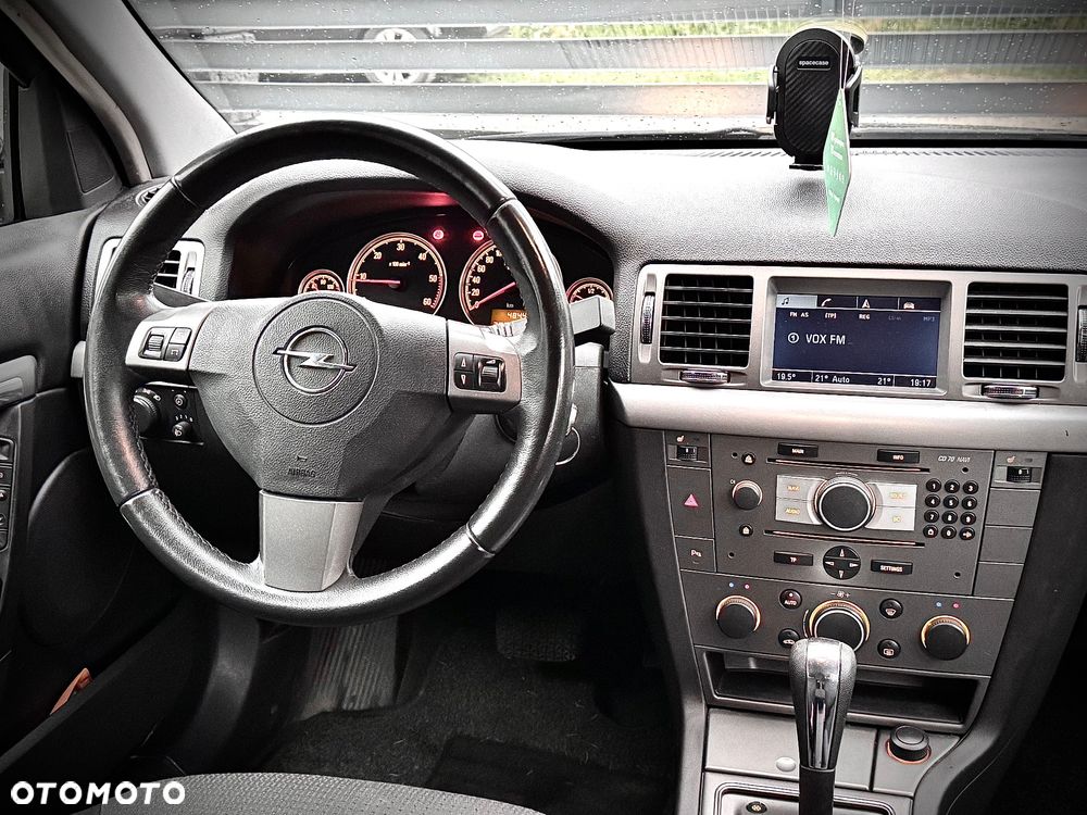 Opel Vectra 1.9 CDTI Sport / GTS ActiveSelect - 16