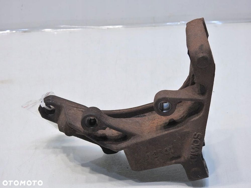 ŁAPA TURBOSPRĘŻARKI CITROEN C5 III 2.2 HDI - 4