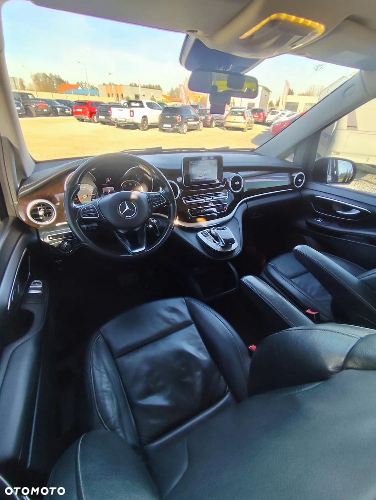 Mercedes-Benz Klasa V 220 (BlueTEC) d Avantgarde 7G-Tronic - 15