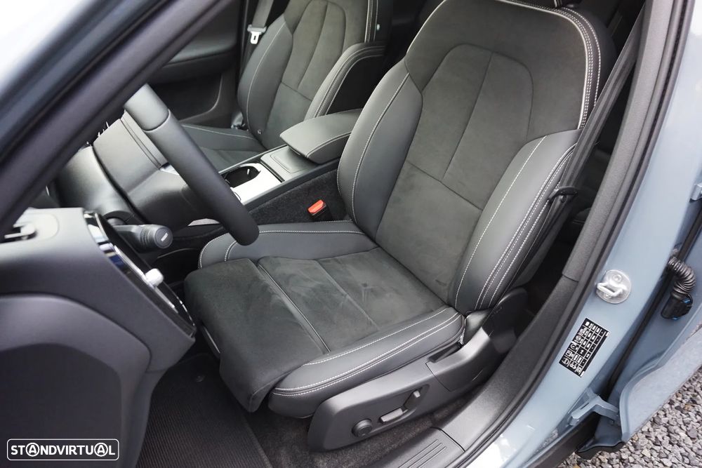 Volvo C40 Recharge Twin Motor Ultimate - 19