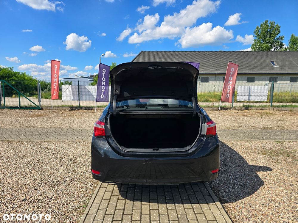 Toyota Corolla 1.6 Active EU6 - 10