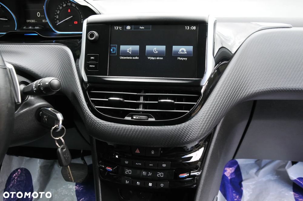Peugeot 2008 - 20