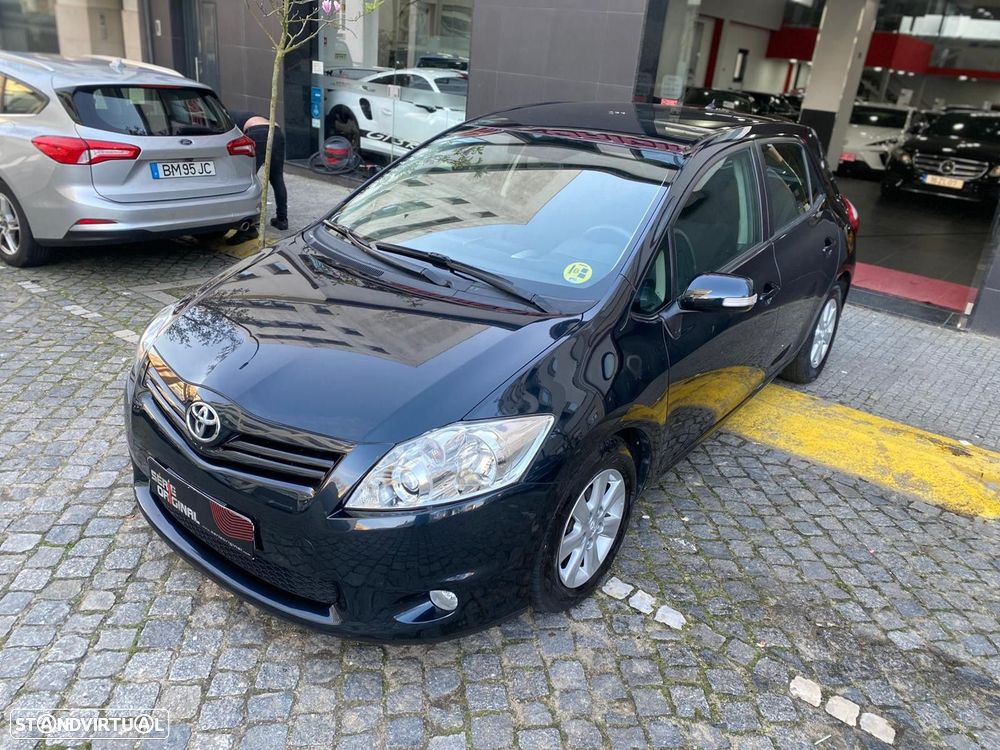 Toyota Auris 1.4 D-4D - 2