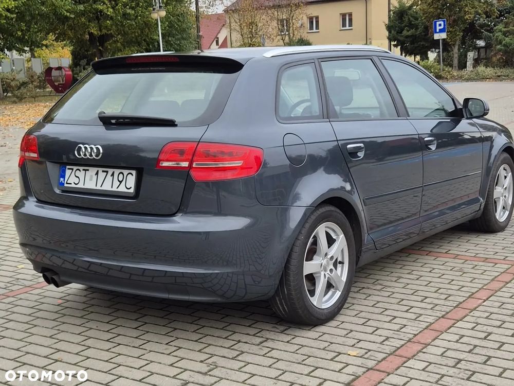 Audi A3 Sportback - 3